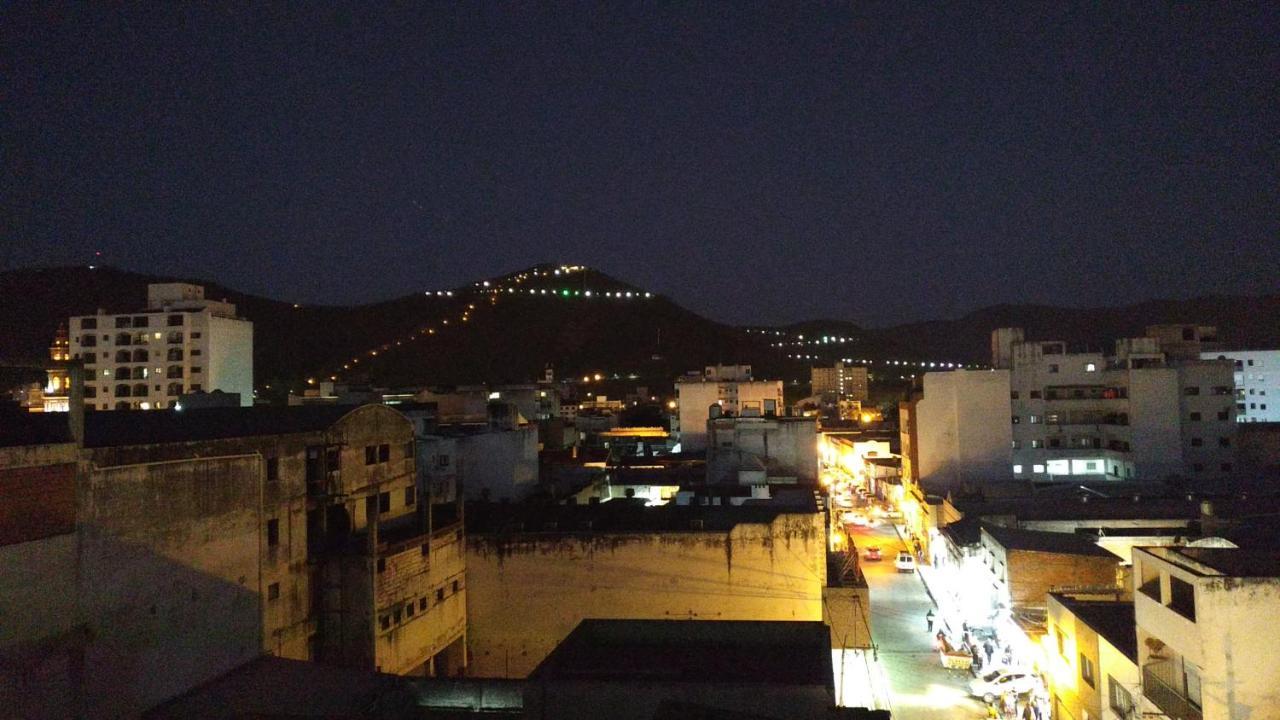 Crystal Hotel Salta Bagian luar foto