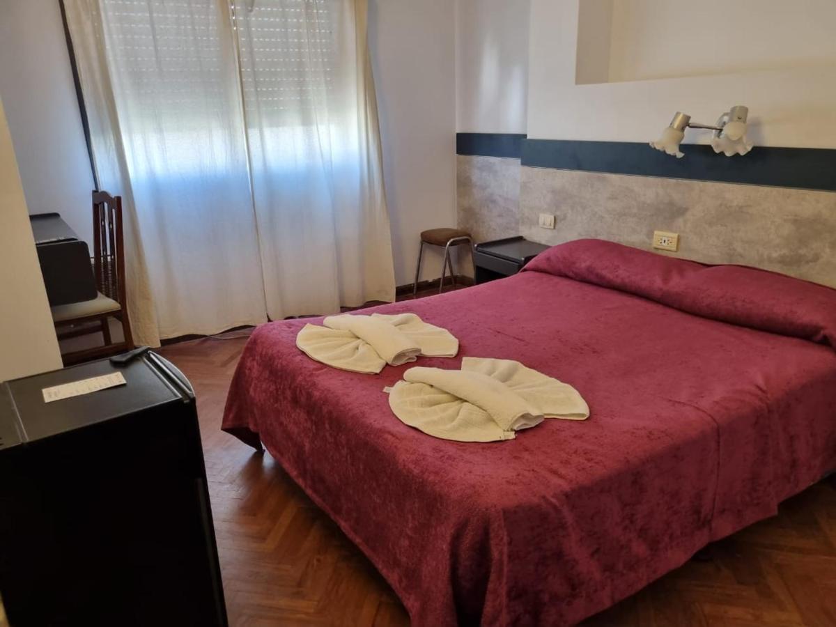 Crystal Hotel Salta Bagian luar foto