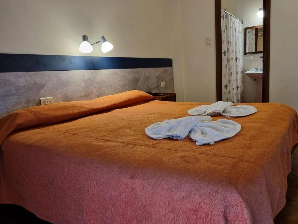 Crystal Hotel Salta Bagian luar foto